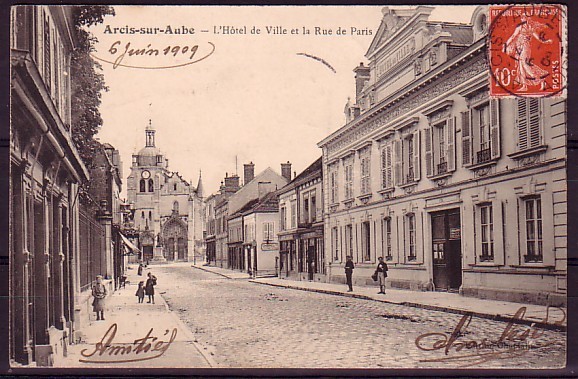 AUBE - Arcis Sur Aube - L'hotel De Ville Et Rue De Paris - Arcis Sur Aube