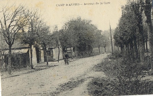 CAMP D'AVORD - Avenue De La Gare - Avord