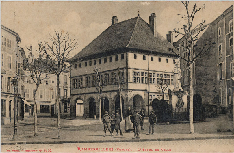 CPA 88 - RAMBERVILLIERS - L´HOTEL DE VILLE - - Rambervillers