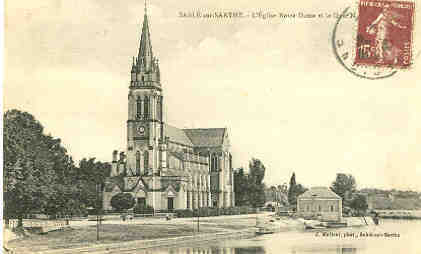 Sablé Sur Sarthe L´église Notre-Dame Et Le Quai ..... - Sable Sur Sarthe