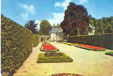 Les Jardins D´Annevoie Entre Namur Et Dinant L´allée Du Chateau - Anhee