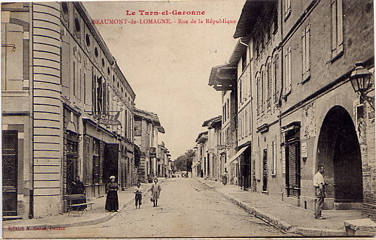 Beaumont Rue De La Republique - Beaumont De Lomagne
