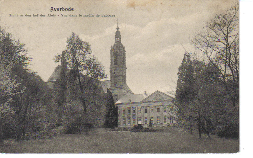 AVERBODE    Zicht In Den Hof Der Abdij - Vue Dans Le Jardin De L´abbaye - Altri & Non Classificati