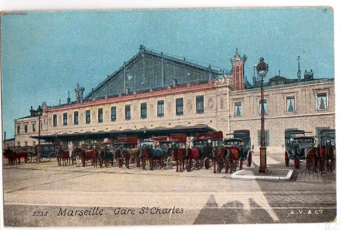 13 MARSEILLE Gare St Charles, Animée, Attelages, Colorisée 1916 - Stationsbuurt, Belle De Mai, Plombières