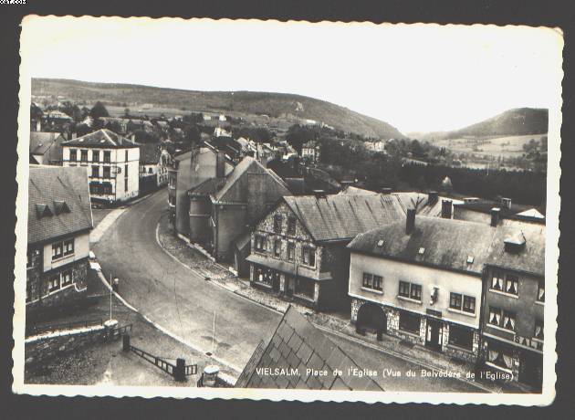 Vielsalm    Place De L'église - Vielsalm