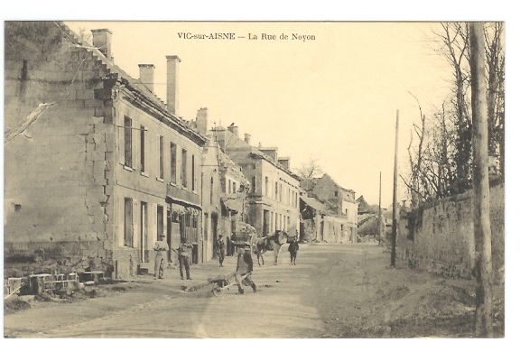CPA - Vic-sur-Aisne - La Rue Du Noyon. - Vic Sur Aisne