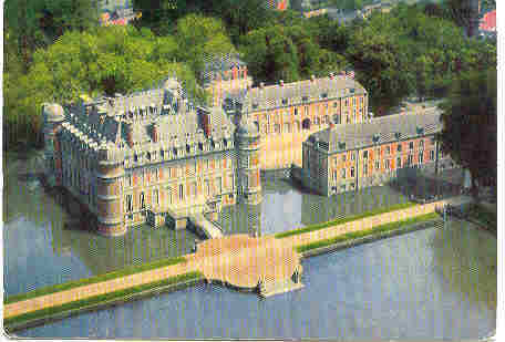 Beloeil Le Chateau De .. Vie Aérienne - Beloeil