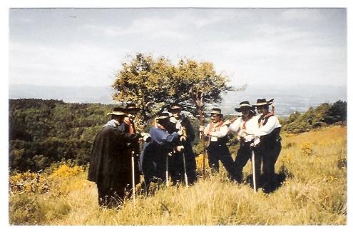 Yssoire: Folklore Yssoirien - Rendez Vous Champetre (05-1920) - Issoire