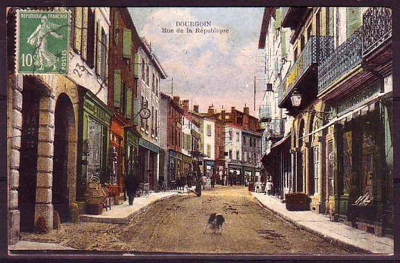 ISERE - Bourgoin - Rue De La Republique - Bourgoin