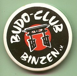 Button, Badge 23: Carnaval. Budo-club - Administrations