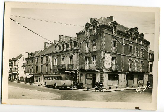 Baud Place Du Centre - Baud