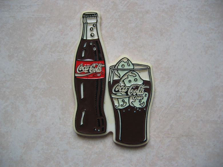 Magnet Coca-Cola. Copyright : The Coca-Cola Company. Très Bon état. - Publicitaires