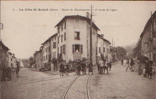 CPA De La Côte St André - Route De Beaurepaire Et Route De Lyon. - La Côte-Saint-André