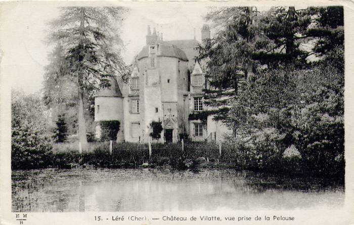 15 - Léré - Château De Vilatte, Vue Prise De La Pelouse - Lere