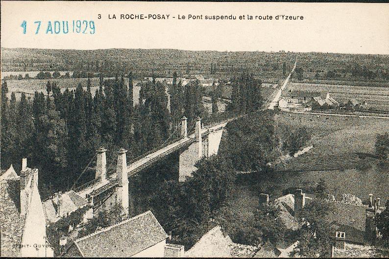 86 - LA ROCHE-POSAY. Le Pont Suspendu Et La Route D'Yzeure. - La Roche Posay