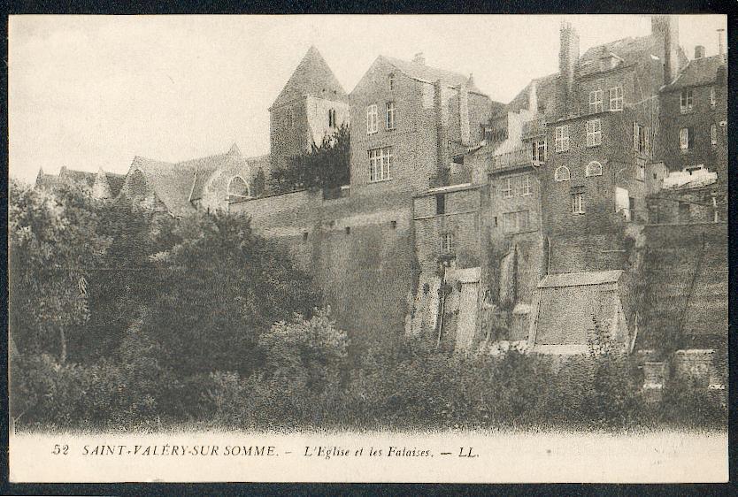 80 - SAINT-VALERY-SUR-SOMME. L'Eglise Et Les Falaises. - Saint Valery Sur Somme