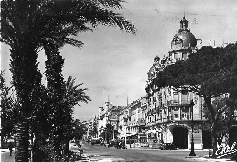 NICE - La Promenade Des Anglais Et L'Hôtel Ruhl      (carte Noir Et Blanc Ayant Voyagé En 1949) - Pubs, Hotels And Restaurants