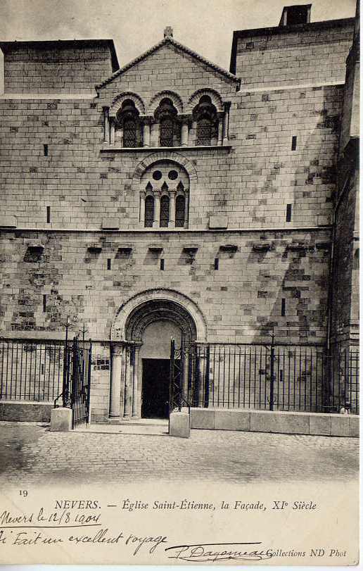 NEVERS--1904--Eglise ST Etienne,façade N°19 Par ND Phot--cachet Ambulant NEVERS à LA ROCHE-superbe- - Nevers