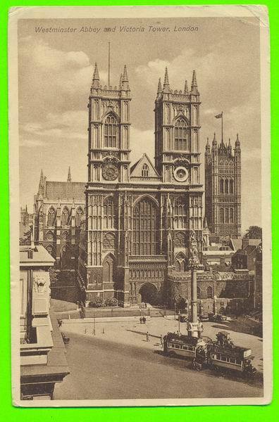 LONDON, UK - WESTMINSTER ABBEY AND VICTORIA TOWER -  ANIMATED OLD BUSSES - TRAVEL IN 1925 - - Westminster Abbey