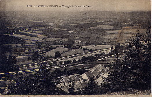 CHATEAU  CHINON  VUE GENERALE SUR LA GARE - Chateau Chinon