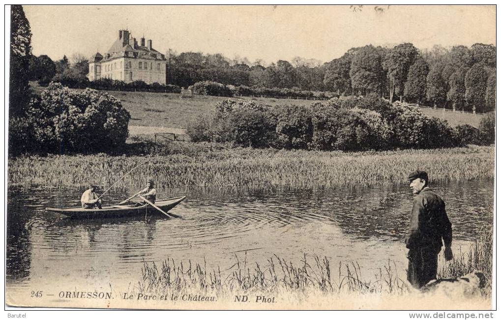 ORMESSON - Le Parc Et Le Château - Ormesson Sur Marne