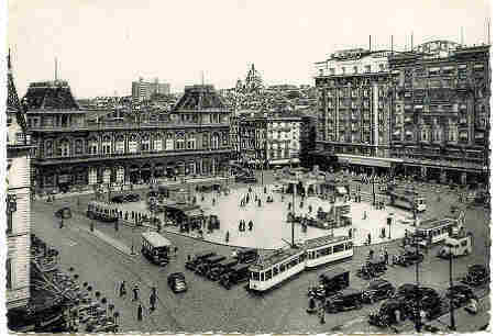 Bruxelles Place Rogier Et Gare Du Nord - Spoorwegen, Stations