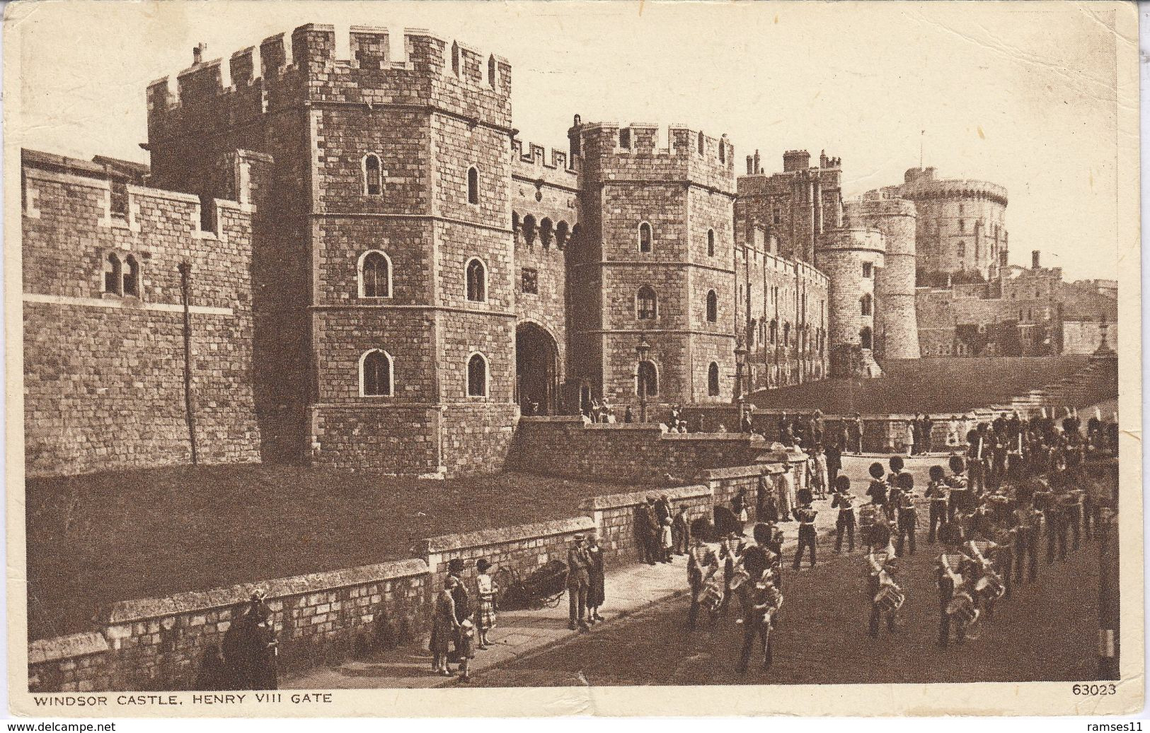 WINDSOR CASTLE Henry VIII Gate 1946 - Windsor Castle