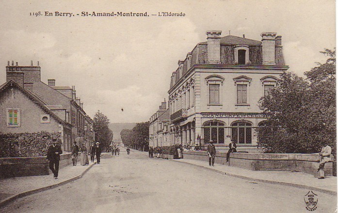 18 N°1198 En Berry St Amand-Montrond L Eldorado Jolie Cpa Animee Non Ecrite - Saint-Amand-Montrond