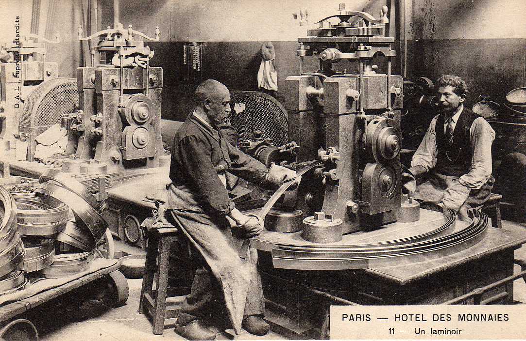 75 PARIS HOTEL DES MONNAIES D.A.L. 11 Un Laminoir, Trés Beau Plan Animé, 191? - Industry