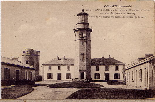 CAP FREHEL  LE  PHARE - Cap Frehel