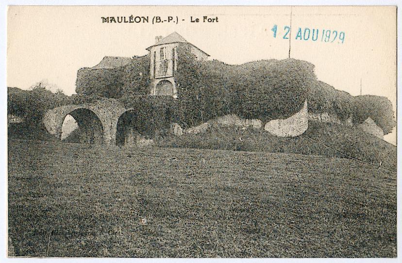 64 - MAULEON. Le Fort. - Mauleon Licharre