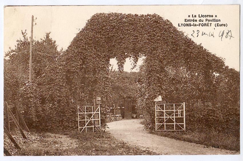 27 - LYONS-LA-FORET. "La Licorne". Entrée Du Pavillon. - Lyons-la-Forêt