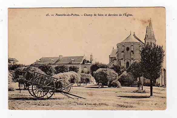 AO 861635 Neuville En Poitou Champ De Foire & Dérière De L'église N° 15 - Neuville En Poitou