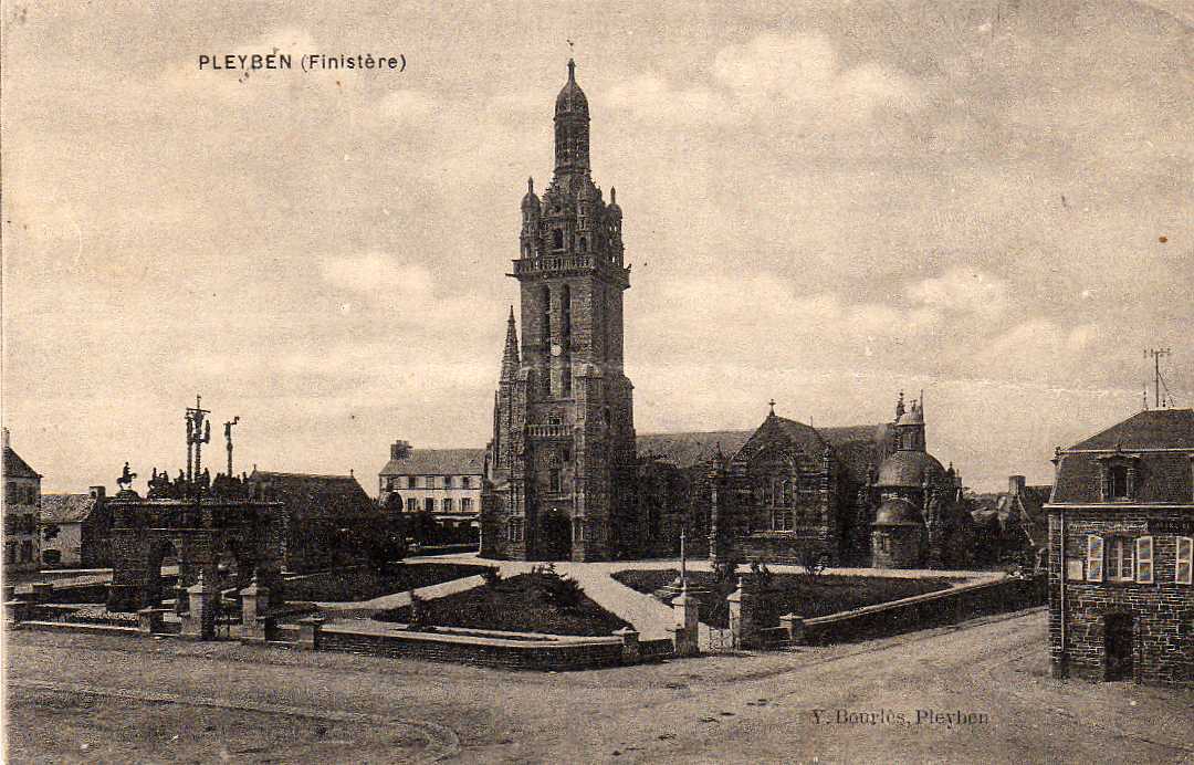 29 PLEYBEN Eglise Et Place, Ed Bourles, 1923 - Pleyben