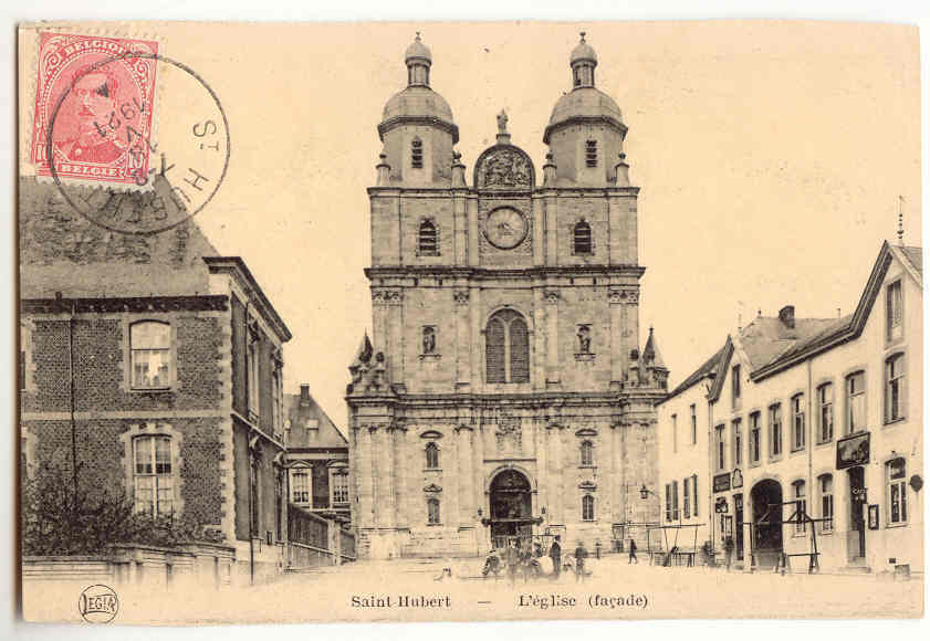 3811 - SAINT-HUBERT - L'Eglise (façade) - Saint-Hubert