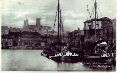 Lincoln Cathedral From Brayford - Andere & Zonder Classificatie