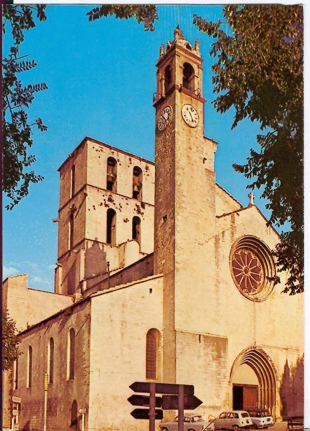 04 - FORCALQUIER. La Cathédrale. - Forcalquier