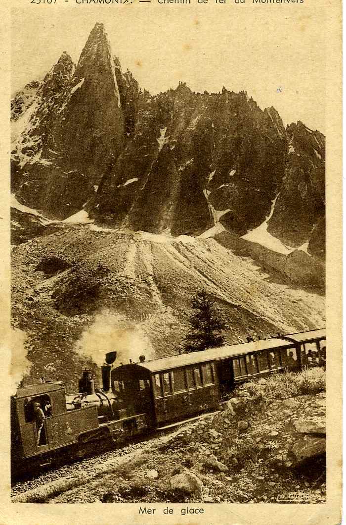 74 - CHAMONIX - CHEMIN DE FER à CREMAILLERE DU MONTENVERS - VUE Peu Fréquente - N°25107 - Kabelbanen