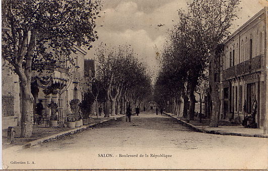 SALON  BD  DE LA REPUBLIQUE 1905 - Salon De Provence