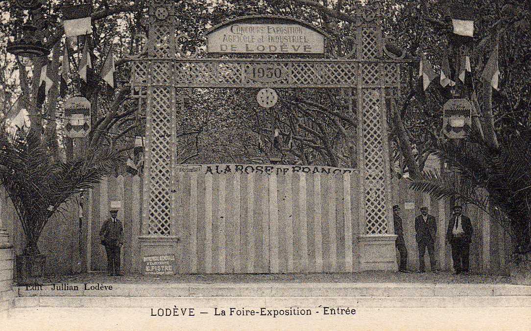 34 LODEVE Foire Exposition 1930, Concours Agricole Et Industriel 1930, Porte D´ Entrée, Animée, Ed Jullian, 1930 - Lodeve
