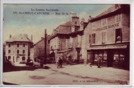 Rue De La Poste - Saint Chely D'Apcher