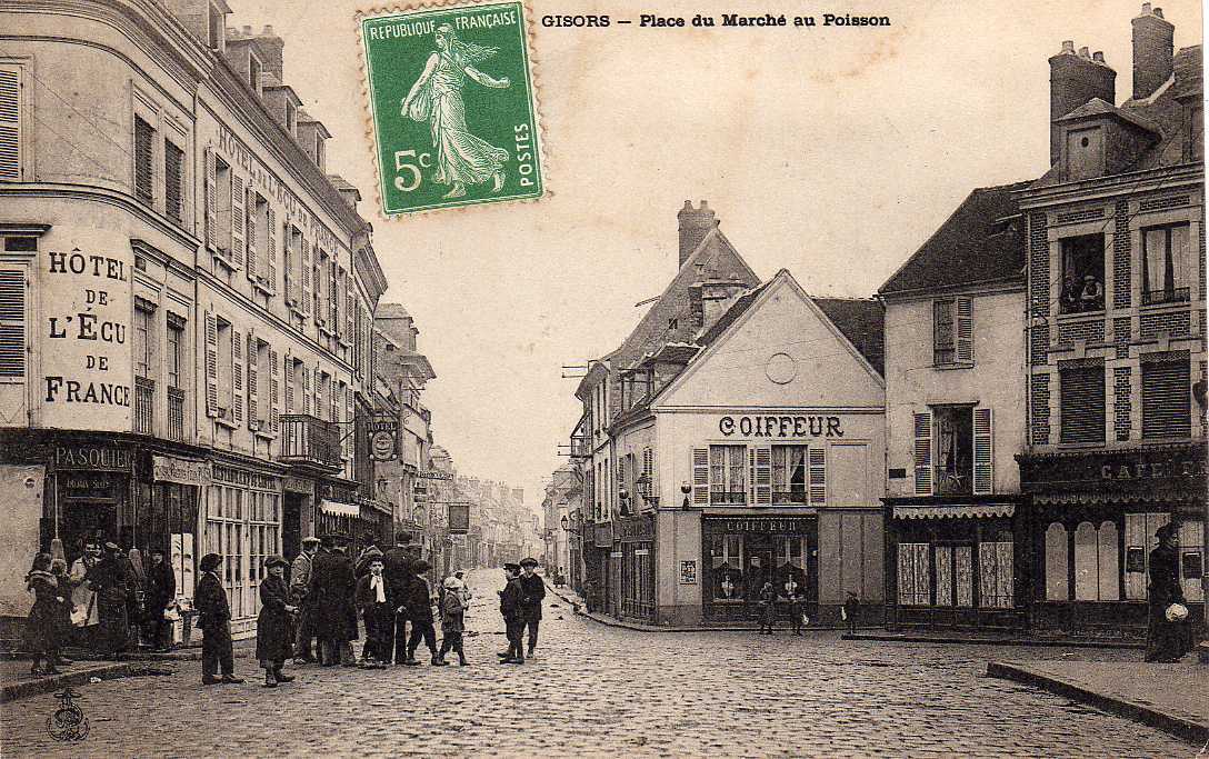 27 GISORS Place Du Marché Au Poisson, Animée, Commerces, Ed ??, 1908, Dos 1900 - Gisors