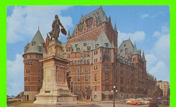 QUÉBEC - LE CHÂTEAU-FRONTENAC ET MONUMENT CHAMPLAIN - PROVINCIAL NEWS CO - - Québec - Château Frontenac