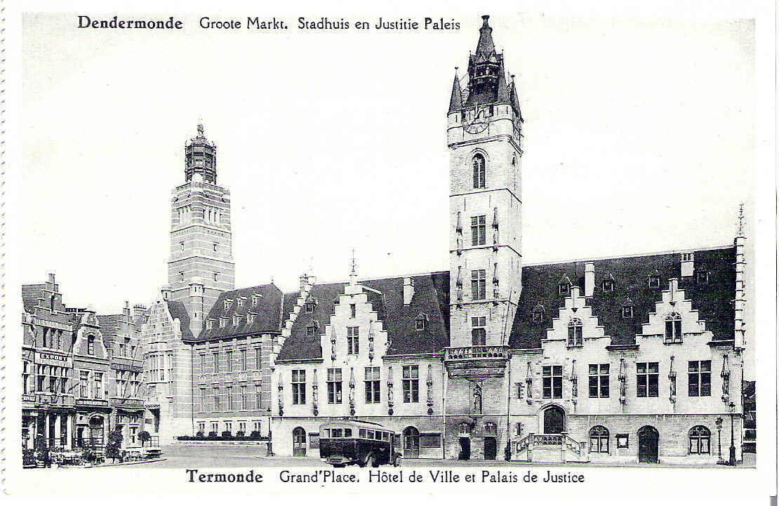 Dendermonde - Groote Markt. Stadhuis En Justicie Paleis - Dendermonde