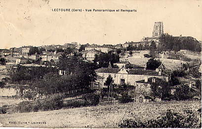 LECTOURE - Vue Panoramique Et Remparts - Lectoure