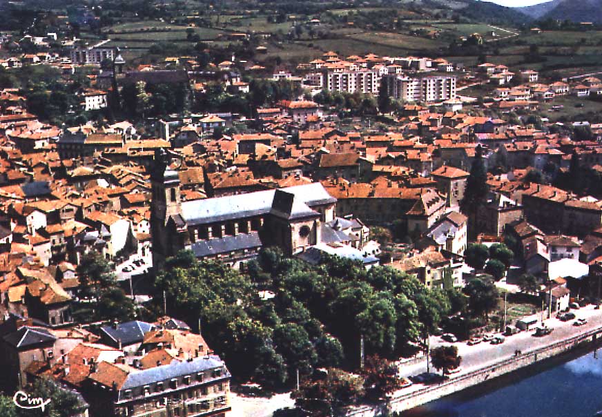 Cpsm Figeac (46, Lot) Vue Aérienne . Edit Cim - Figeac