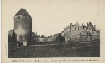 THOUARS La Tour Du Prince De Galles.... - Thouars