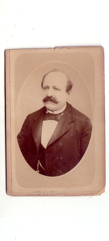 PHOTOGRAPHIES DE PHOTOGRAPHE CELEBRES & ANCIENS  DONT CERTAINS TRES COTES & CONNUS JR MARTIN LA CANNEBIERE AVEC DEUX  NN - Non Classés