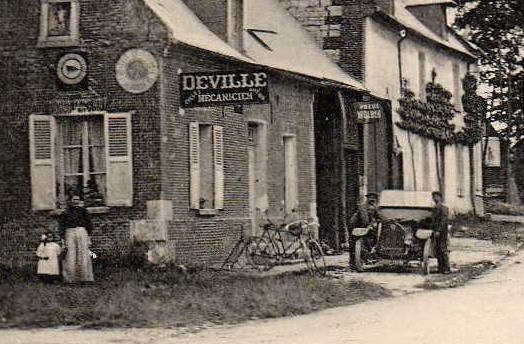 60 FROISSY (535 Ha En 1901) Rue De Breteuil, Animée, Garage Deville, Mécanicien, Ed Dhardiville, 191? - Froissy