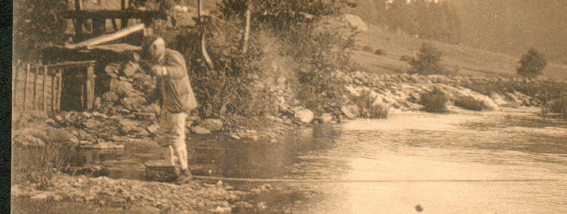 Herbeumont: Un Pêcheur Au Moulin D' Herbeumont 1908 - Herbeumont